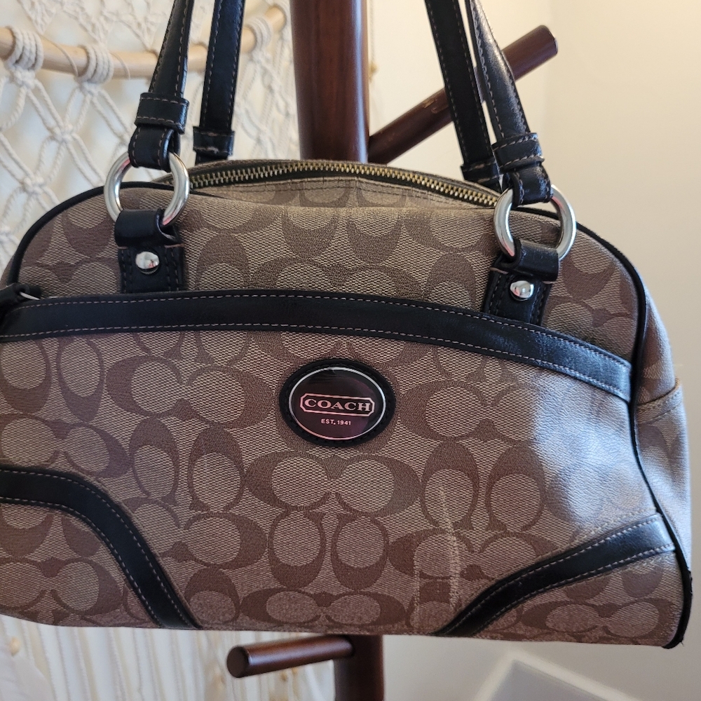 Coach bag*see description before purchasing